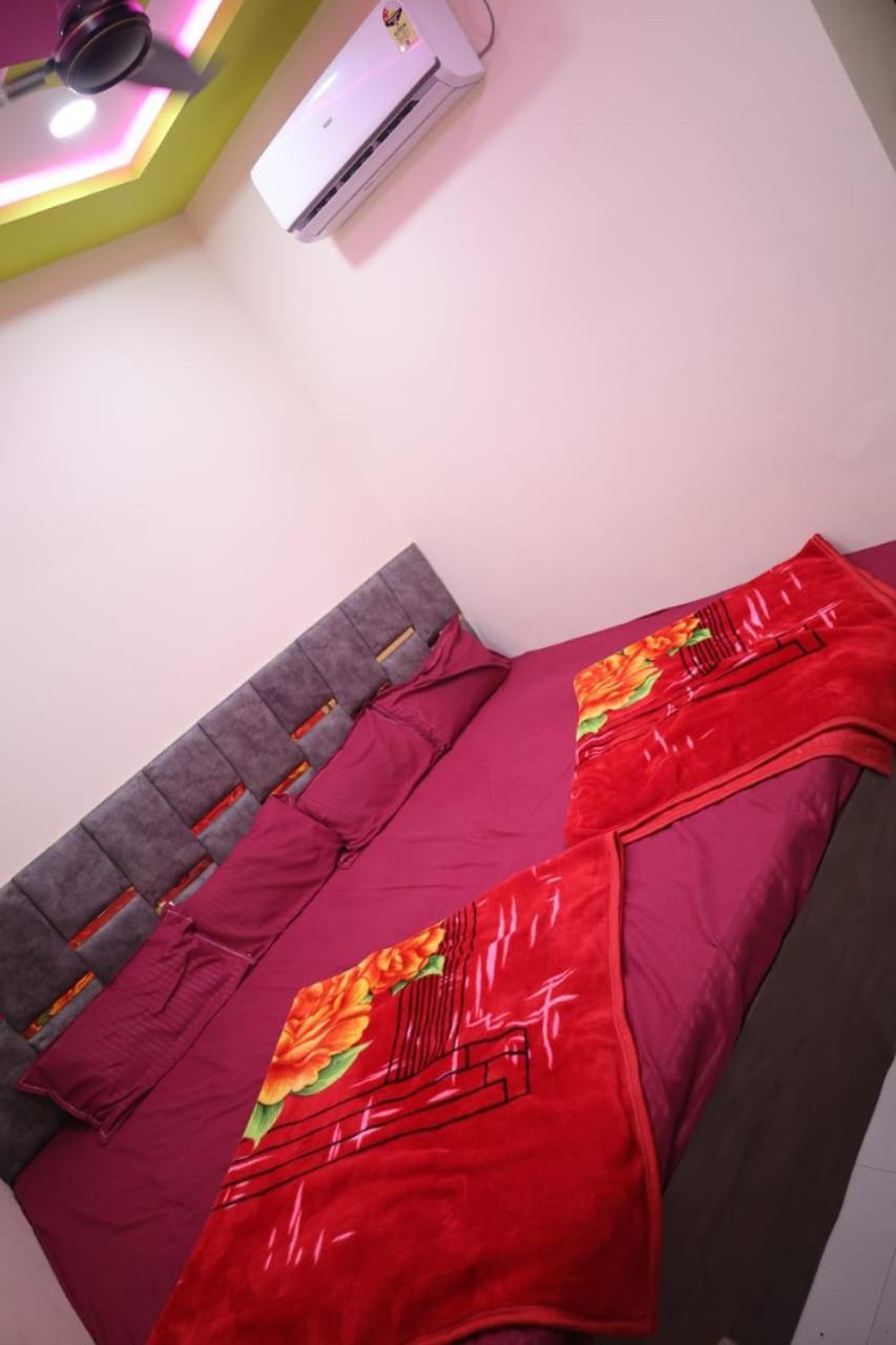 אויאיין Hotel Shree Kalbhairav Kripa מראה חיצוני תמונה
